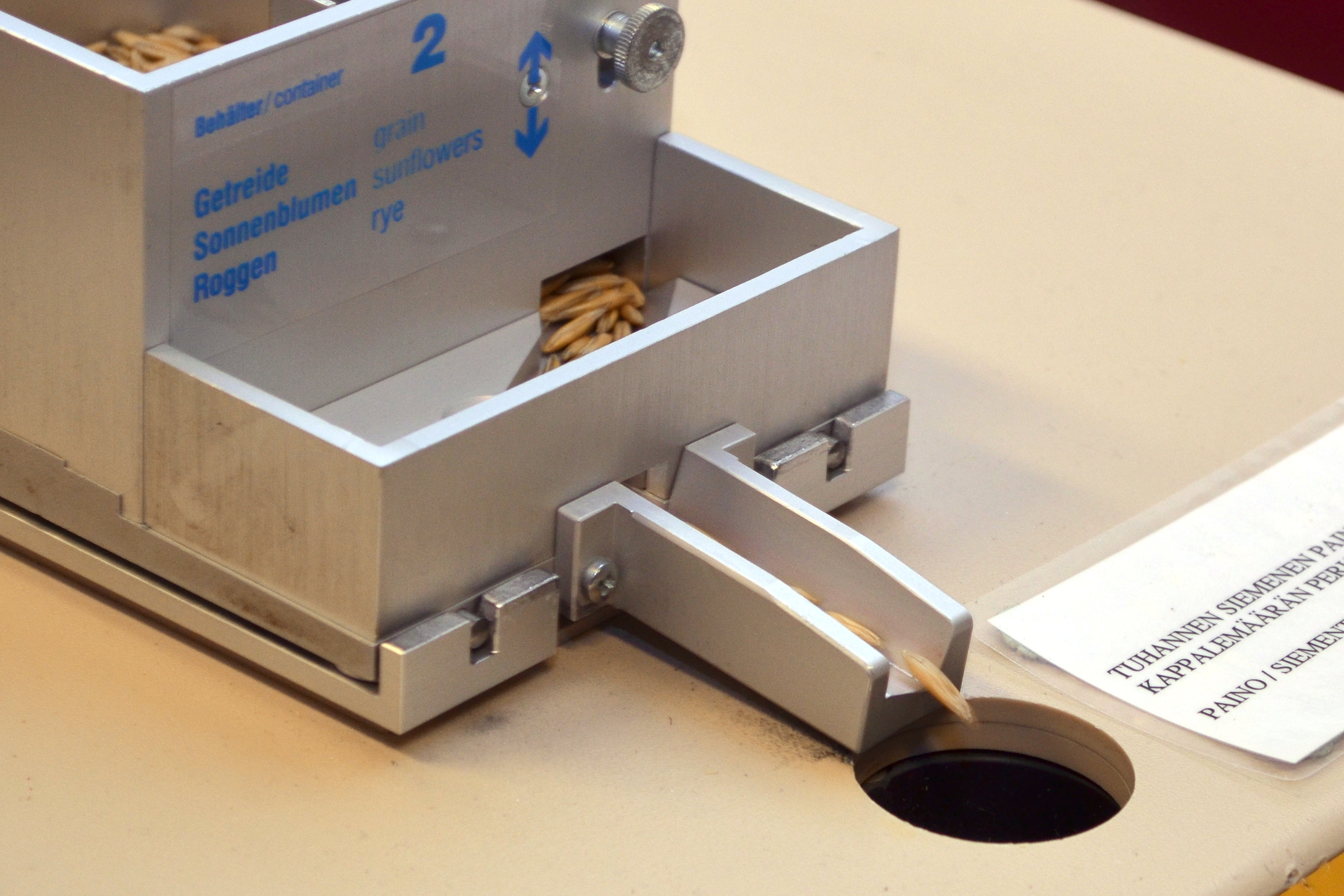 Uuden sadon siemenn&auml;ytteit&auml; tutkitaan.