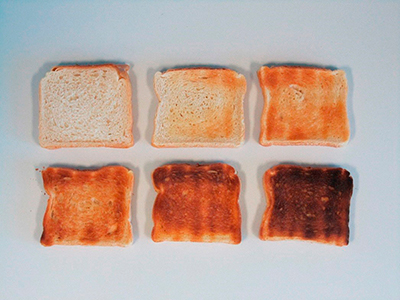 sex skivor rostat br&ouml;d.